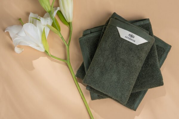 Bath Linen Set - 2x (White and Green Colour)