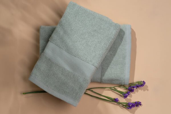 Light Luxe Bath Linen Set - Green Colour