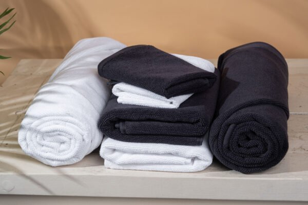Bath Linen Set - 2x (White and Blue Colour)